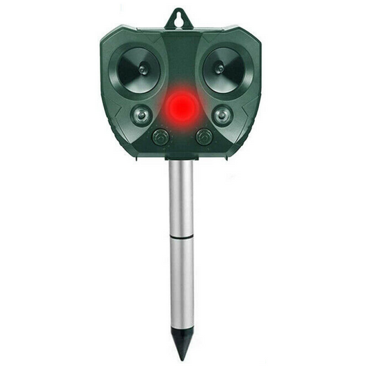 Powerful Ultrasonic Garden Squirrel Repeller Deterrent - Westfield Retailers