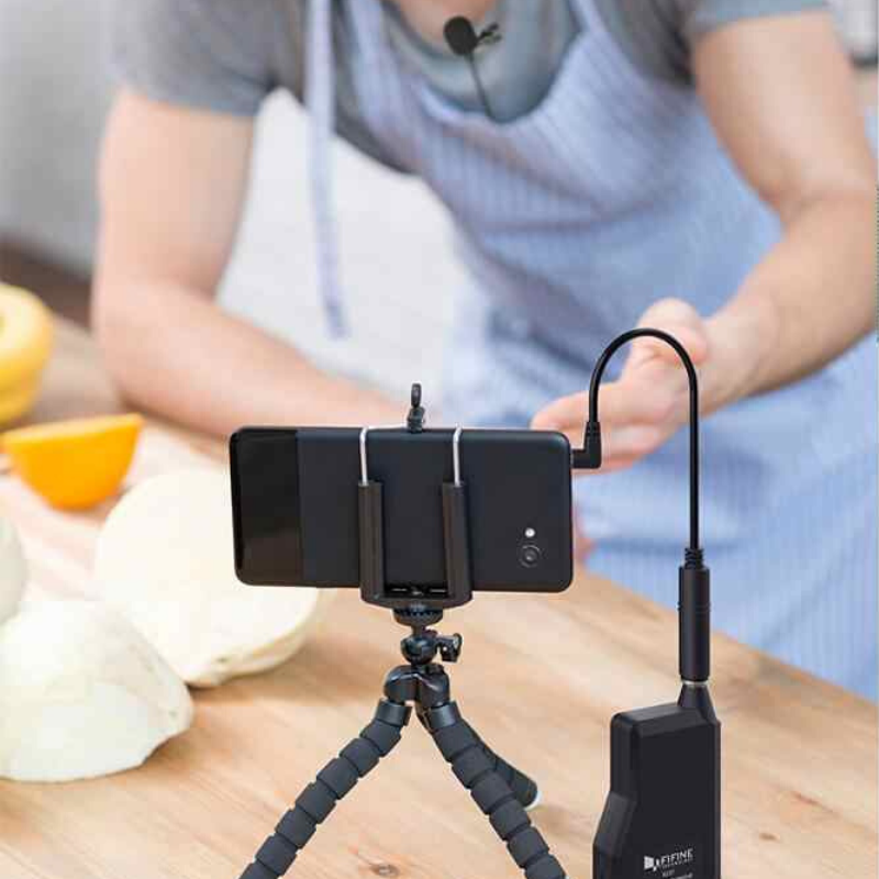 Wireless Lavalier Lapel Microphone System - Westfield Retailers