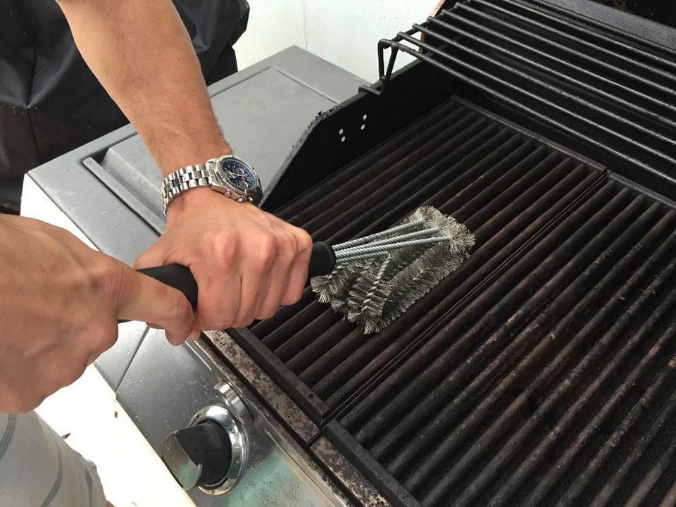 Stainless Steel BBQ Grill Grate Cleaning Brush - Westfield Retailers