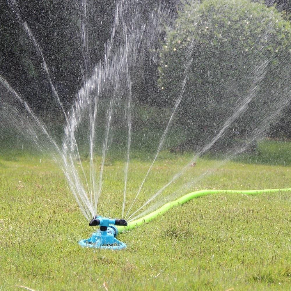 Oscillating Above Ground Lawn Water Sprinkler - Westfield Retailers